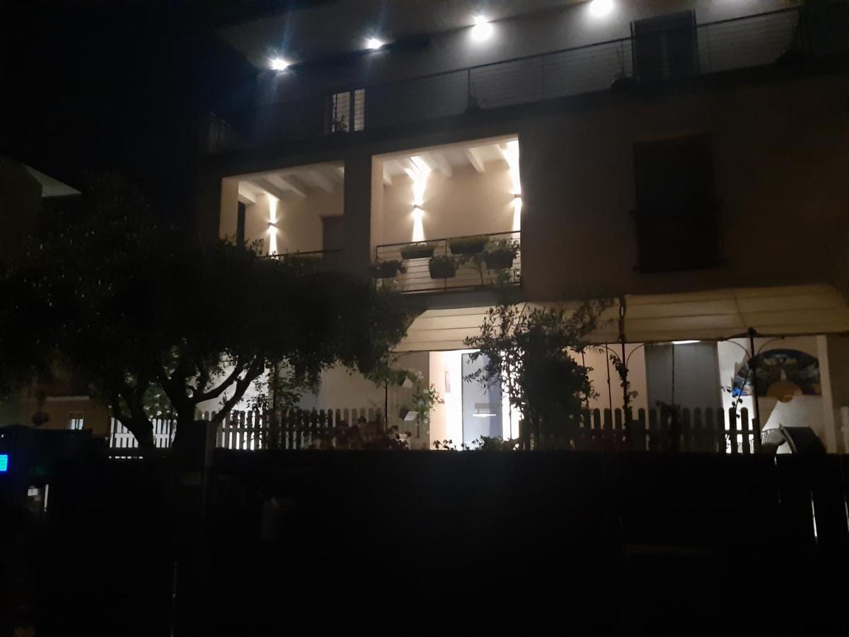 Villa Marianna Garda Lake ペスキエーラ・デル・ガルダ エクステリア 写真