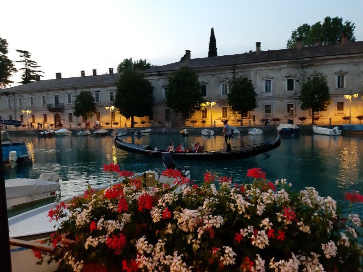 Villa Marianna Garda Lake ペスキエーラ・デル・ガルダ エクステリア 写真